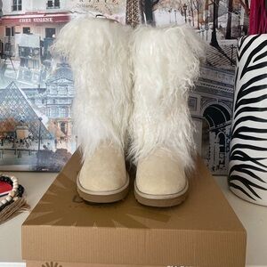 ‼️SOLD‼️UGG Tall Mongolian Sheepskin Cuff Boot SNA Women’s 8 NIB Luxury Boho